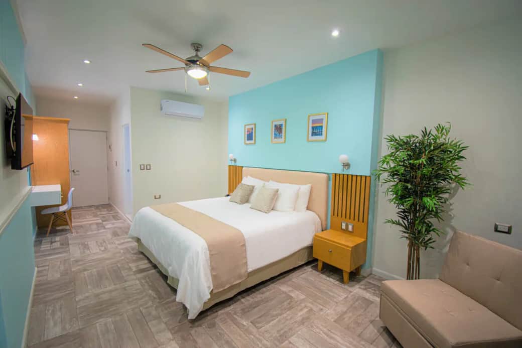 Marina Bartolome - Bartolome Suites - Oceanfront - Isla Mujeres - Vacation Rentals - Bedroom - Pool 