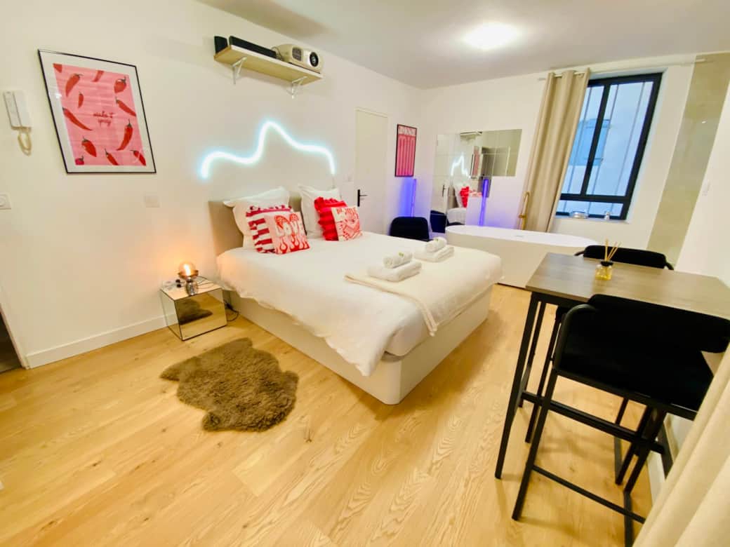 WhatsApp Image 2025-11-17 at 12.32 WhatsApp Image 2025-11-17 at 12.32