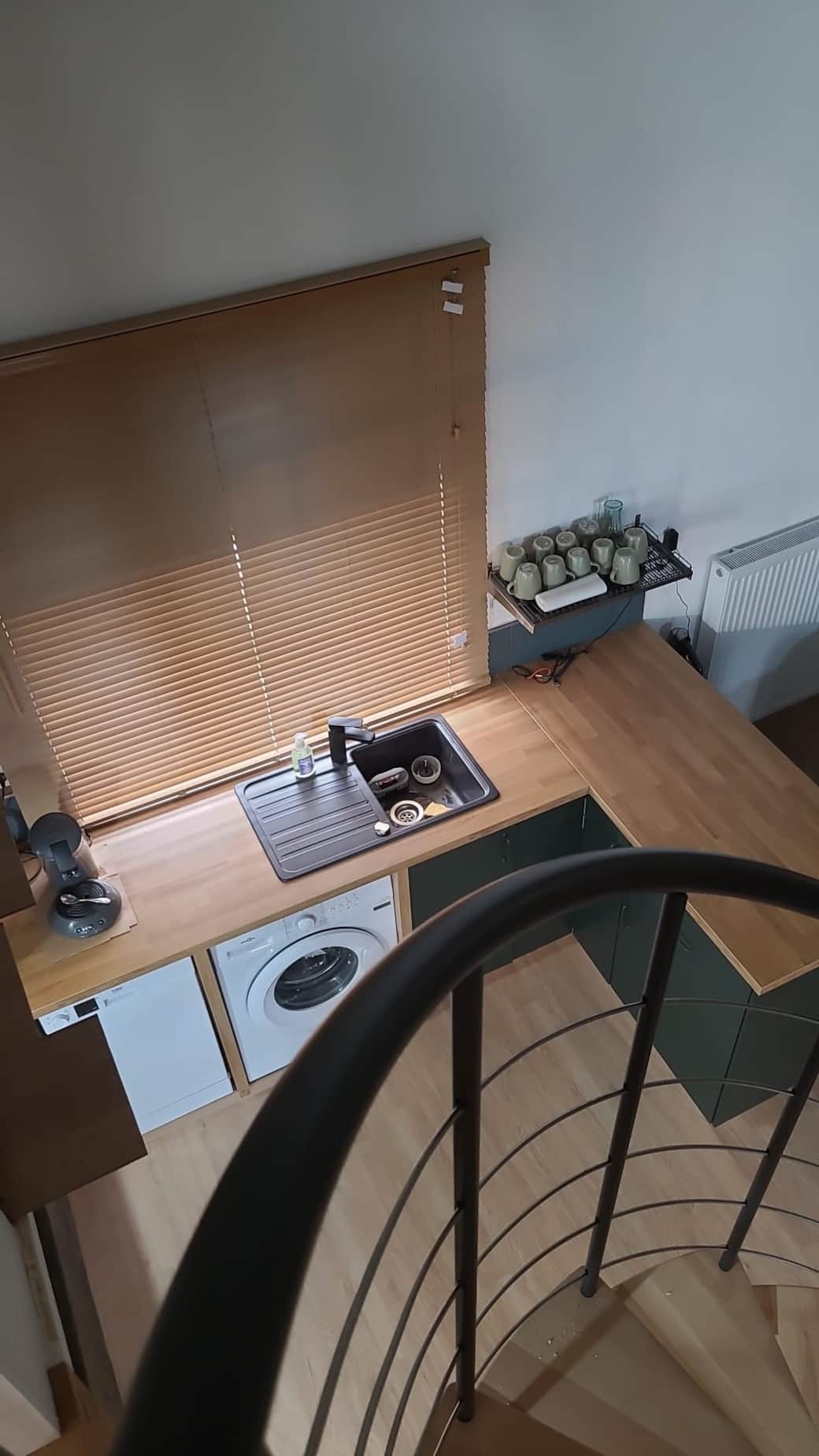 Blick von der unteren Treppe 1