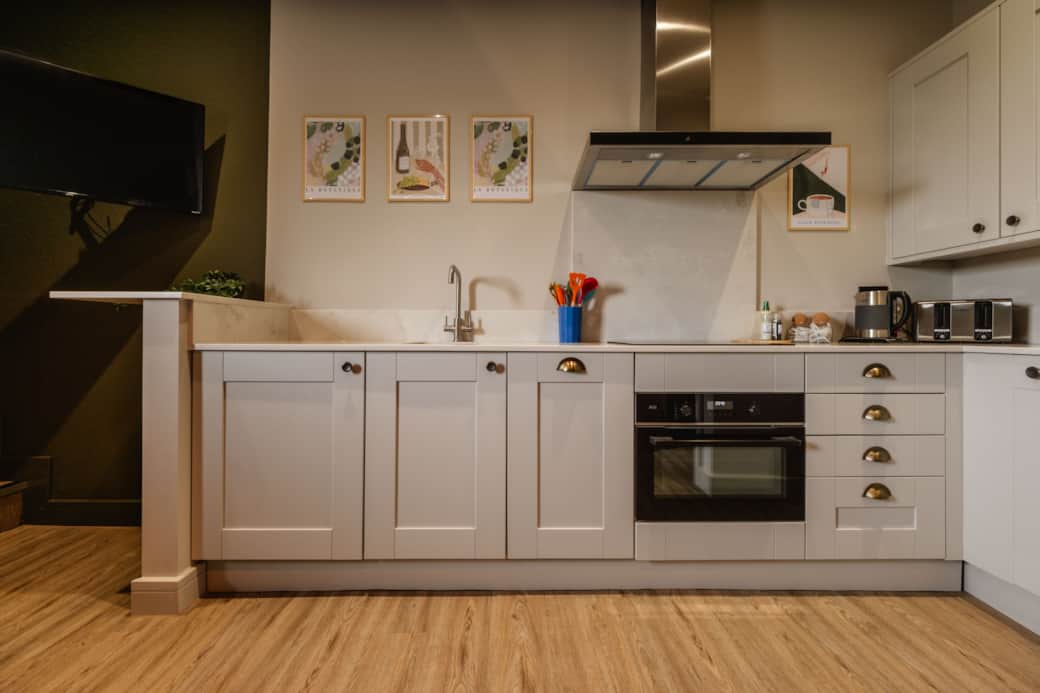 W-o-T High St Apt One © Oilvier Burnside 2026-10