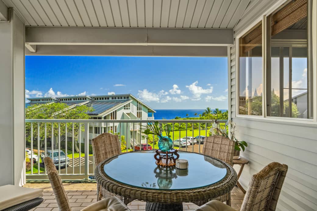 Ocean side Lanai Ocean side Lanai