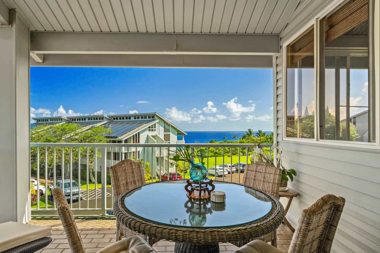 Ocean side Lanai of building 5