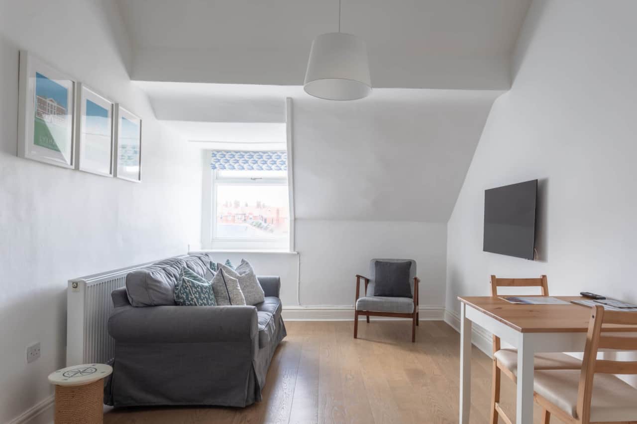 Cosy top floor apartment with spacious living area.