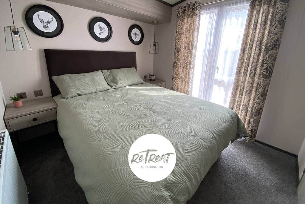 Master Bedroom with En-suite Shower Room and Dressing Room Master Bedroom with En-suite Shower Room and Dressing Room