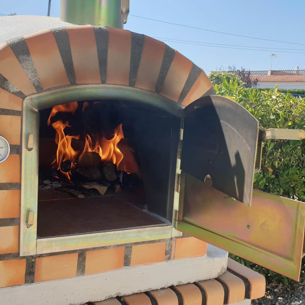 Wood fired oven