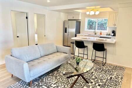 Aa4dbef6 a8d5 4f6d babc 9e4fc6349977