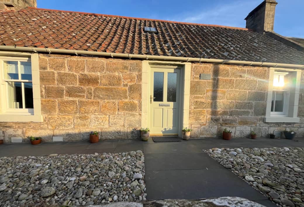 Front Cottage 