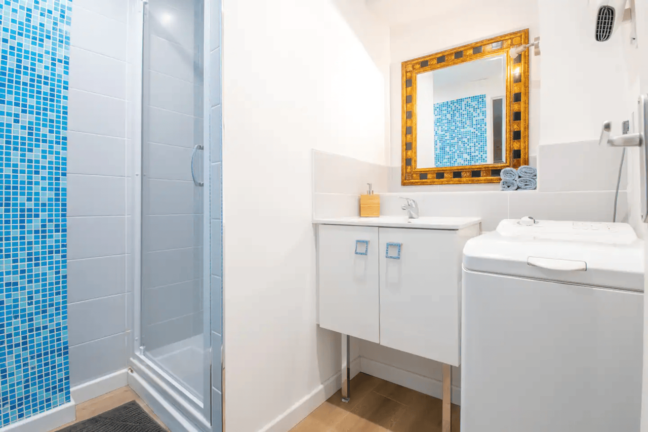 Salle de bain 1