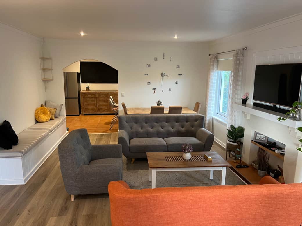 Spacious but cozy Lounge Spacious but cozy Lounge