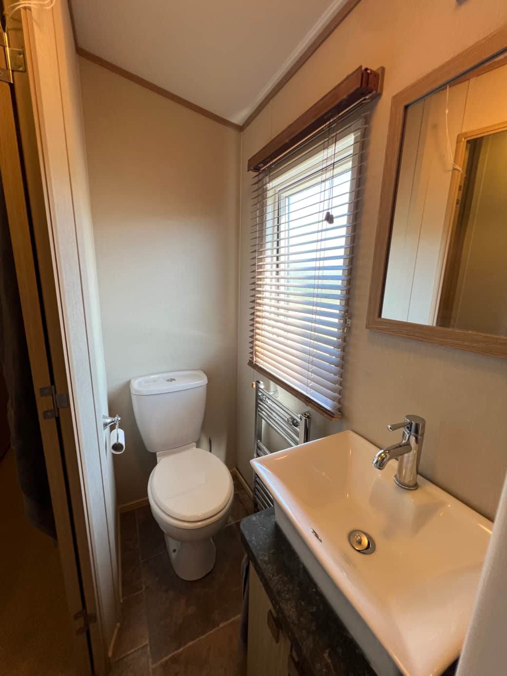 Main bathroom - Croyde Retreat