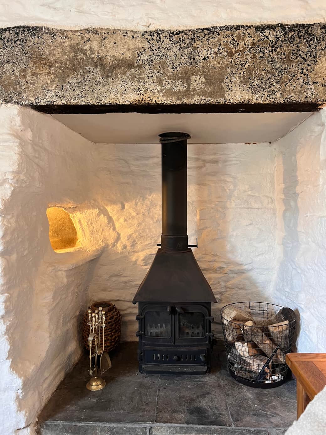 Multi fuel stove and bread oven