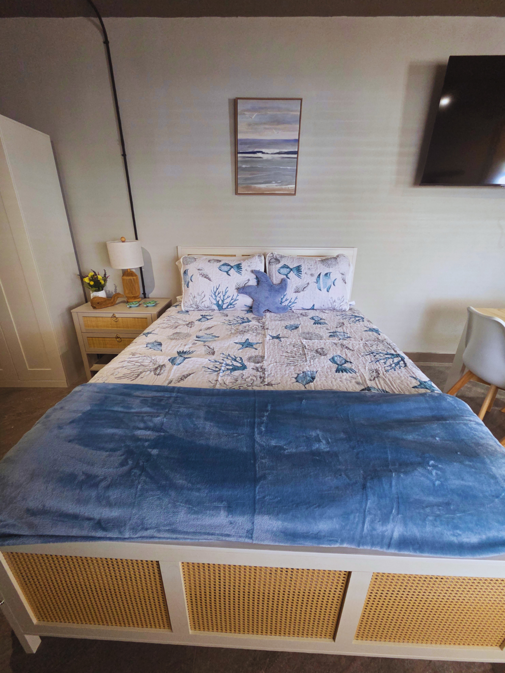 Rest easy with a queen bed, luxe linens, comfy pillows, and spacious closet. Treasure Island, FL