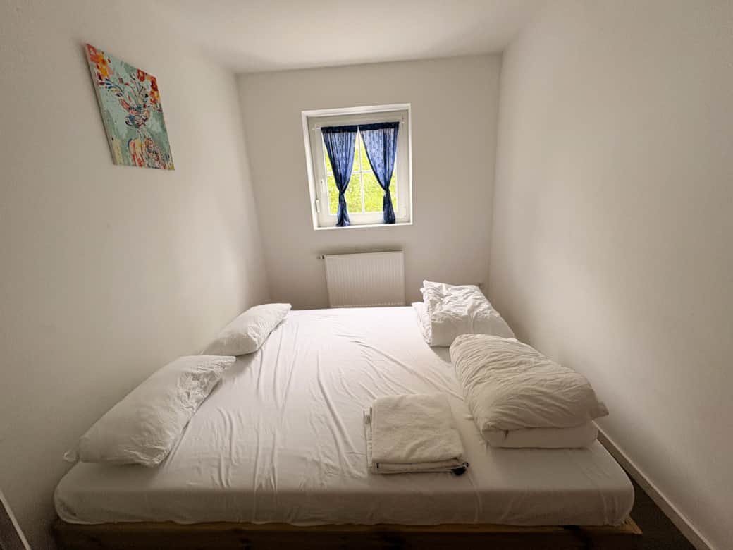 Schlafzimmer 2