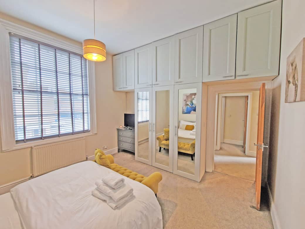 Fitted wardrobes to the master bedroom