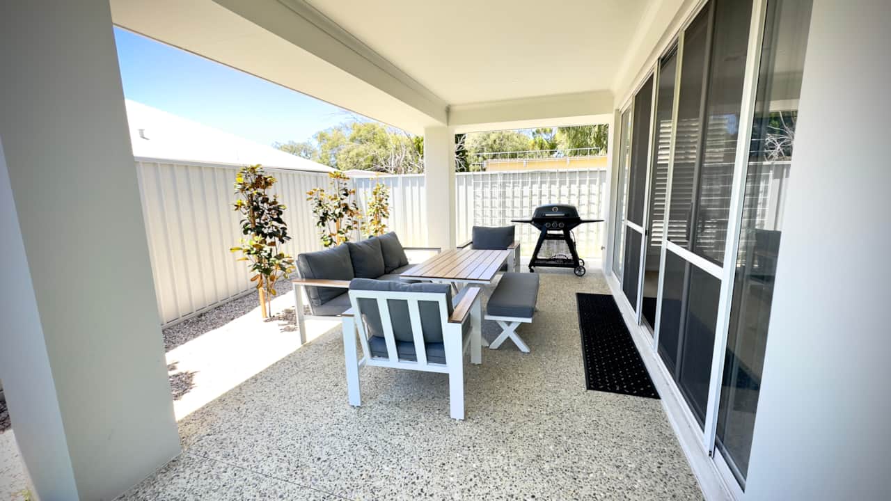 GRACE - CENTRAL BUSSELTON