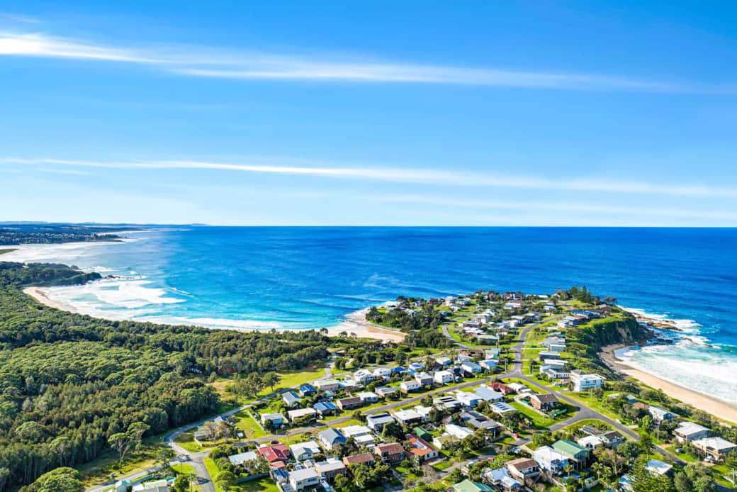 Walk to 2 pet-friendly beaches