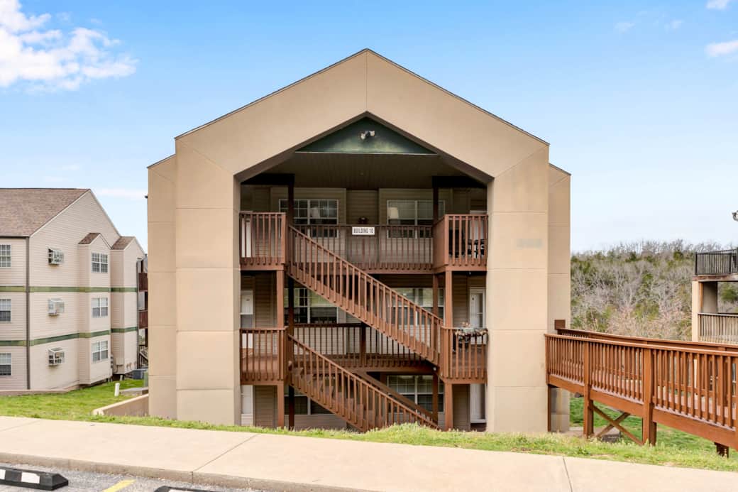 Building 10 Building 10