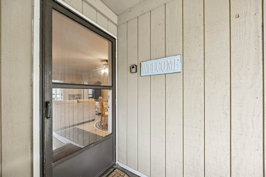 Amelia Landings 5F - Condo Entrance Amelia Landings 5F - Condo Entrance