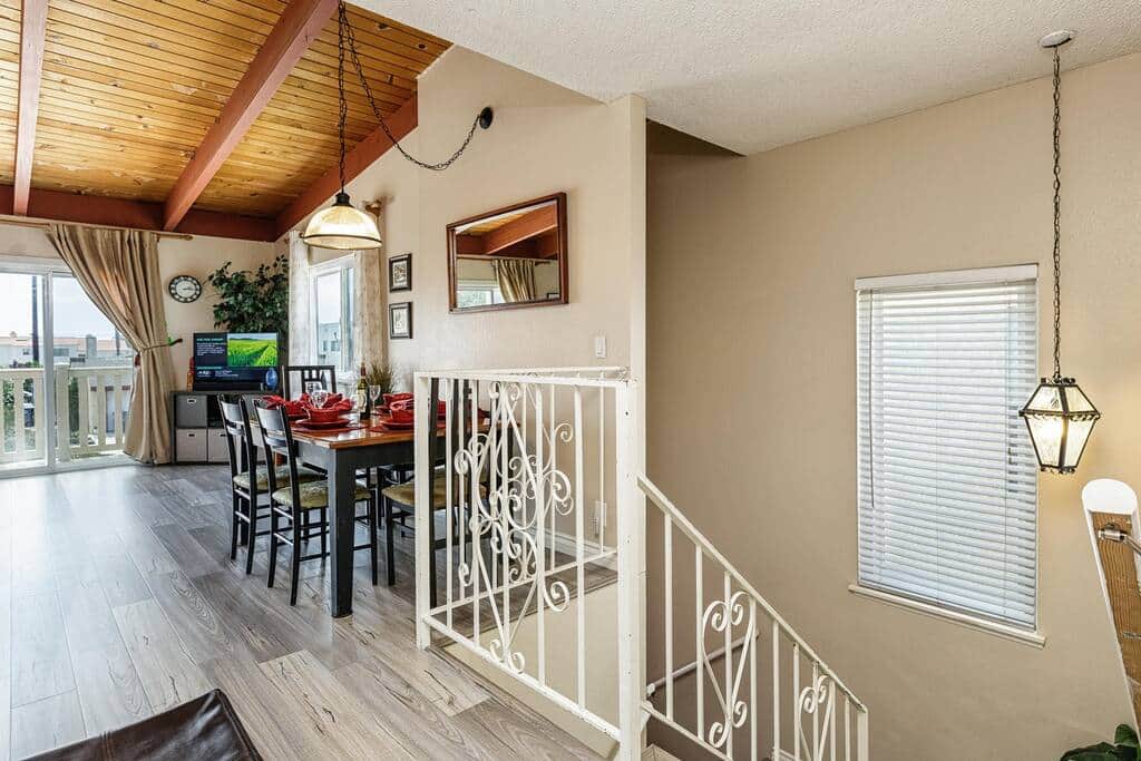 Second floor living space to take advantages of the cool Ocean breezes. Second floor living space to take advantages of the cool Ocean breezes.