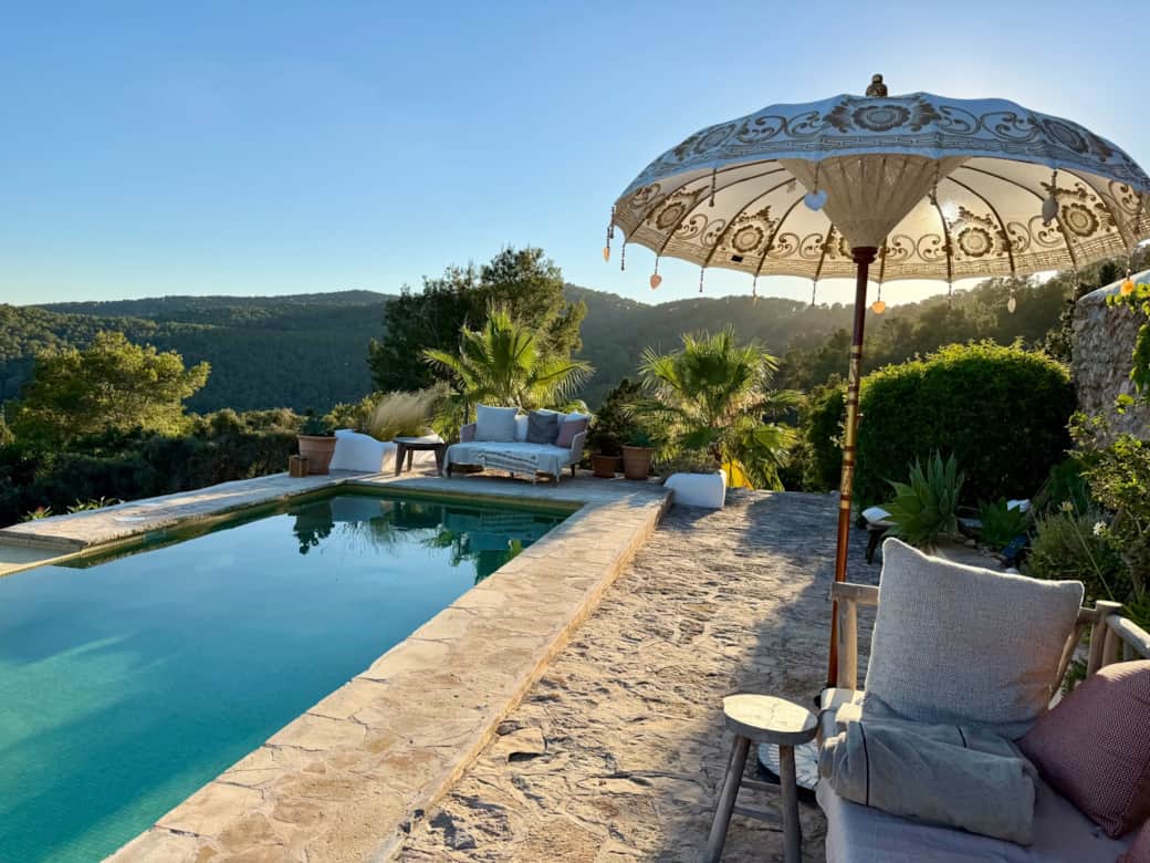 pool with baliaric parasol