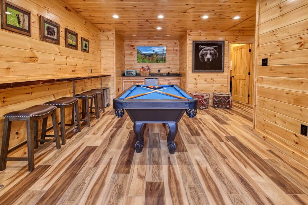 Pool table, 50" Smart TV, and board games available. Pool table, 50" Smart TV, and board games available.