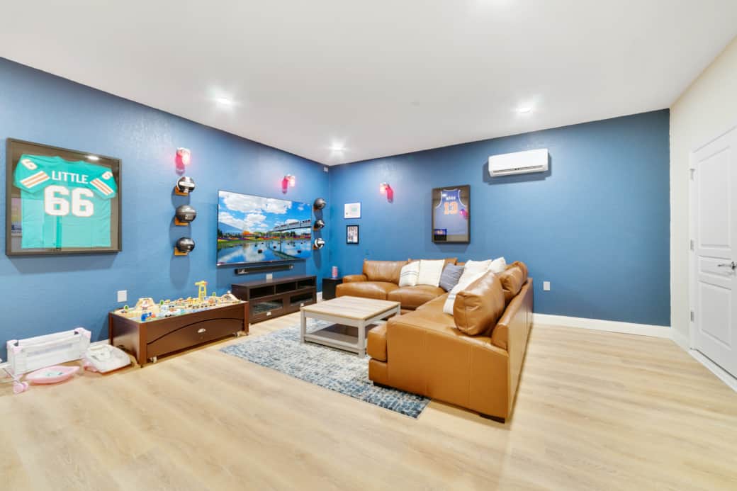 85" QLED 4k TV Leather Deep Seating, AC system; Klipsch Soundbar w/ 10" Subwoofer 85" QLED 4k TV Leather Deep Seating, AC system; Klipsch Soundbar w/ 10" Subwoofer