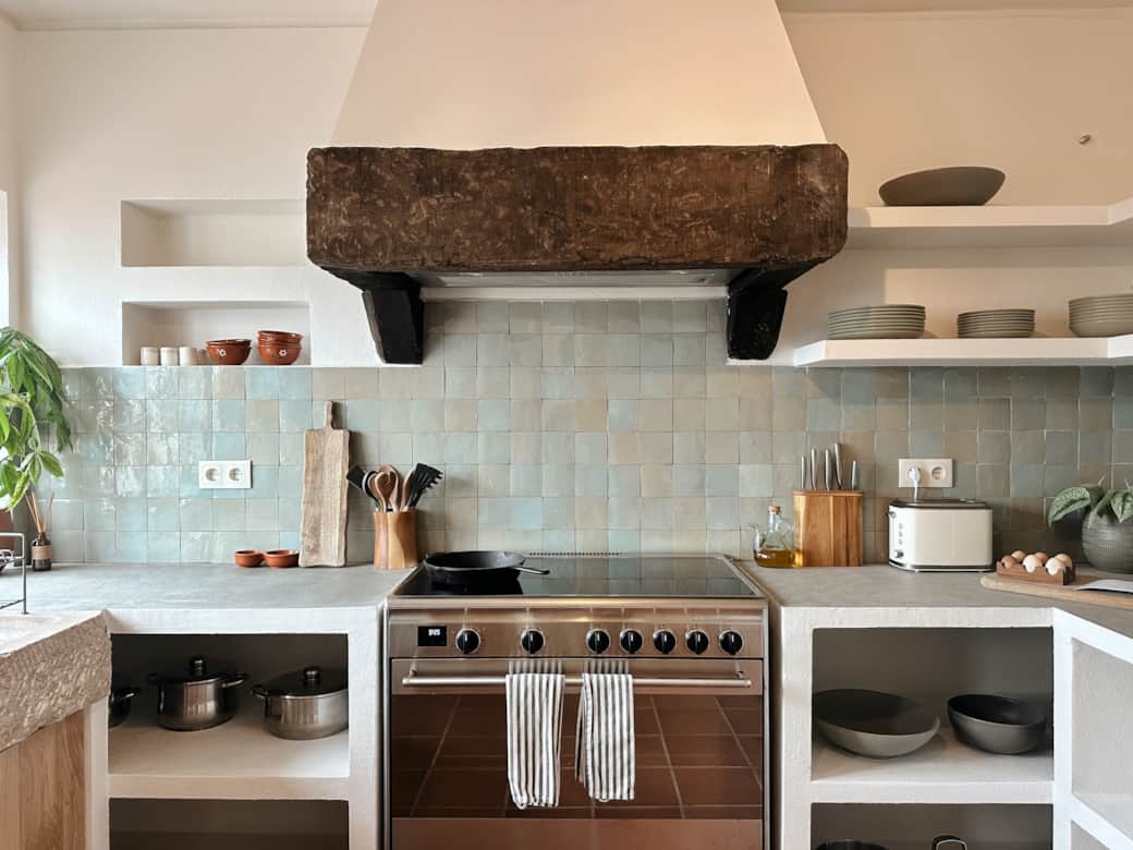 Blanco Bungalow Ericeira Casa Corazon Farm Kitchen