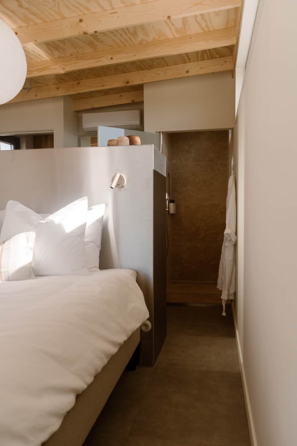 PIATTI BEACH SUITE 04