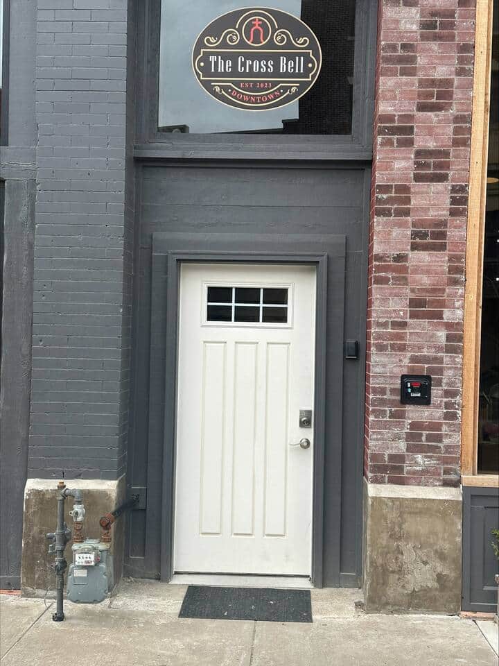 Front door between Modern Cove and Roots and Blooms at 523 Kihekah (upstairs)