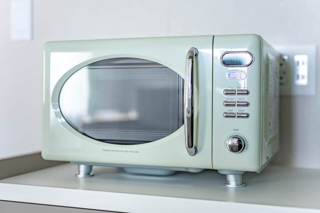 Beach house retro microwave japan