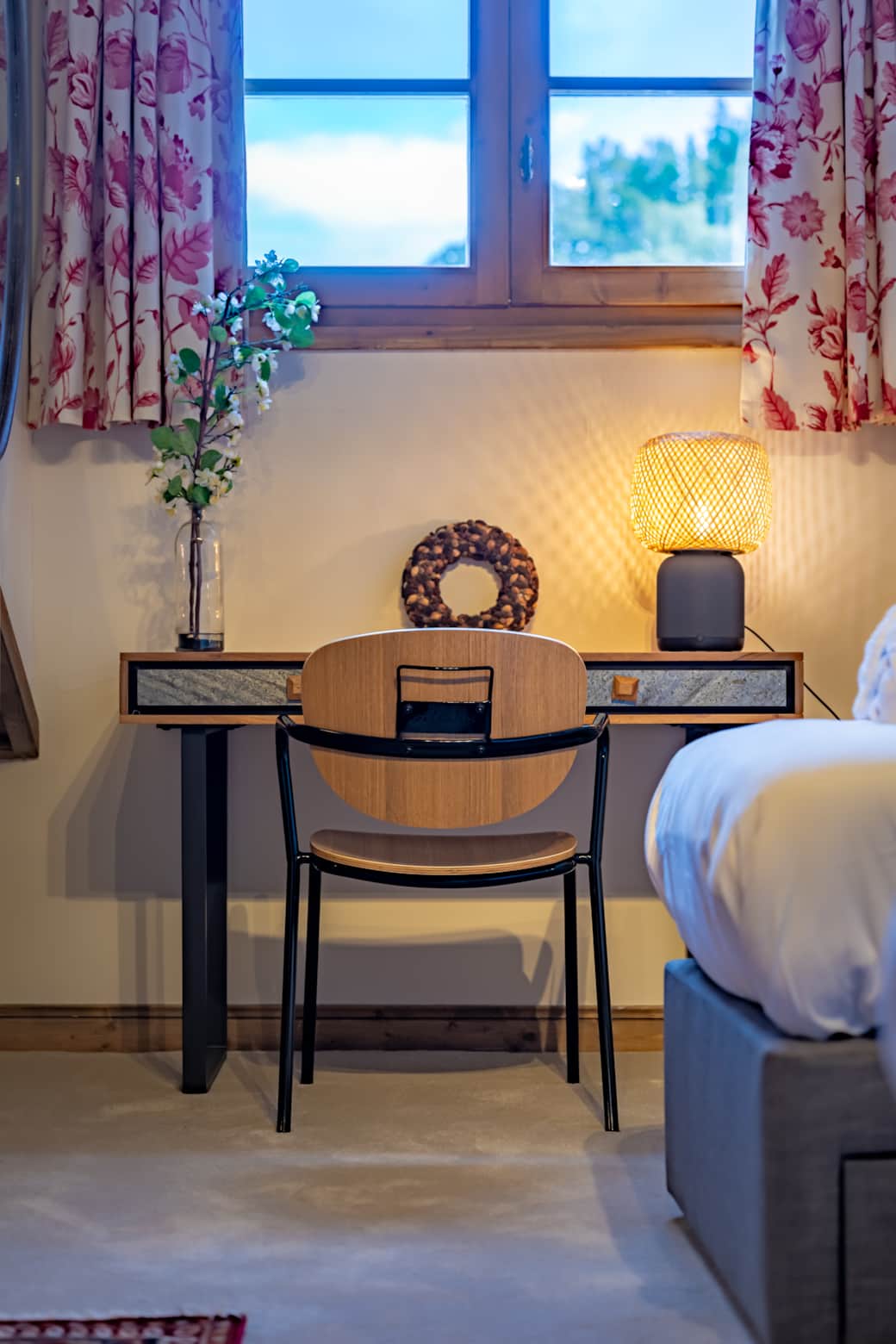 Desk in Piste Bleu