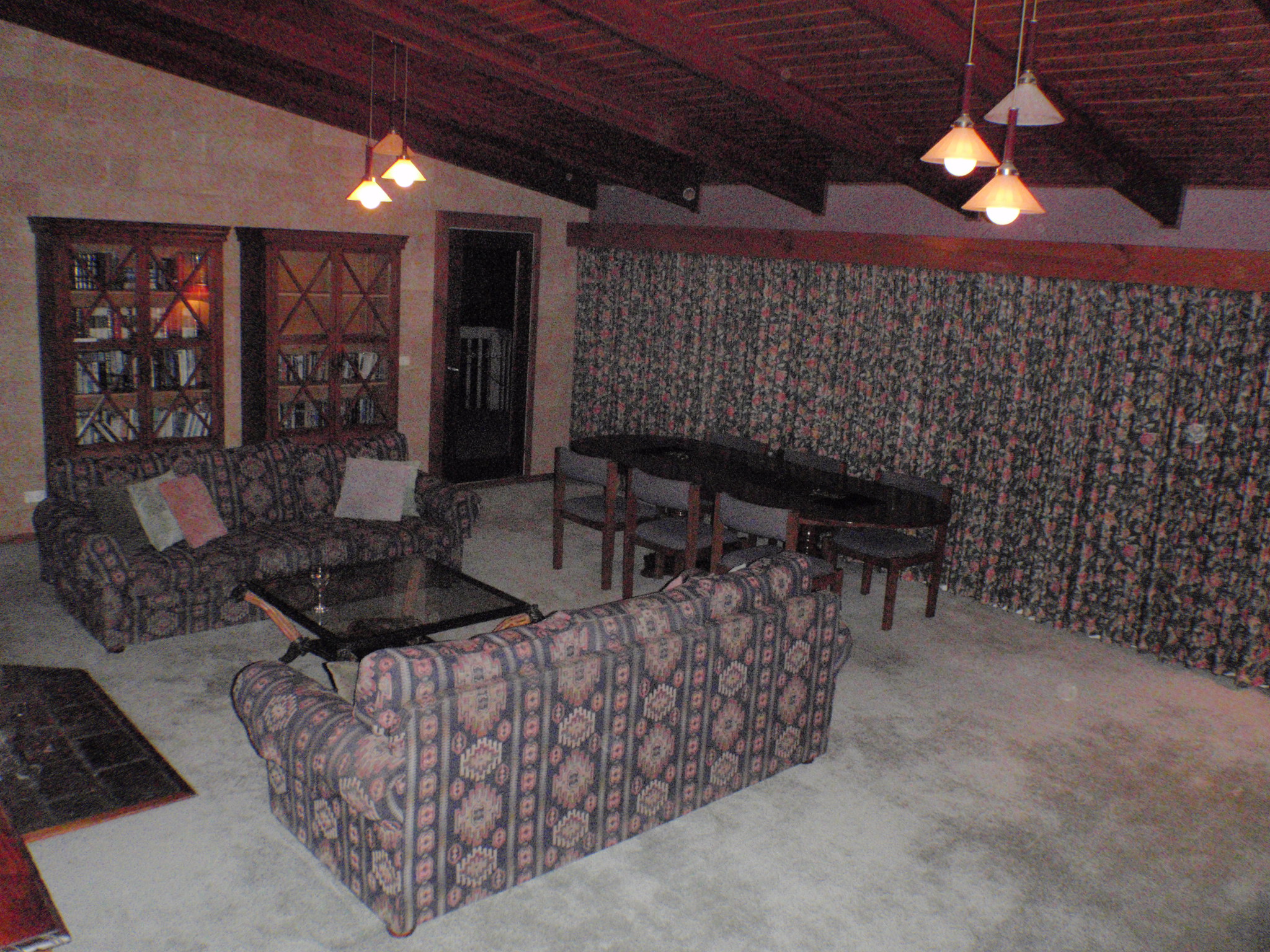 Lounge & Formal Dining