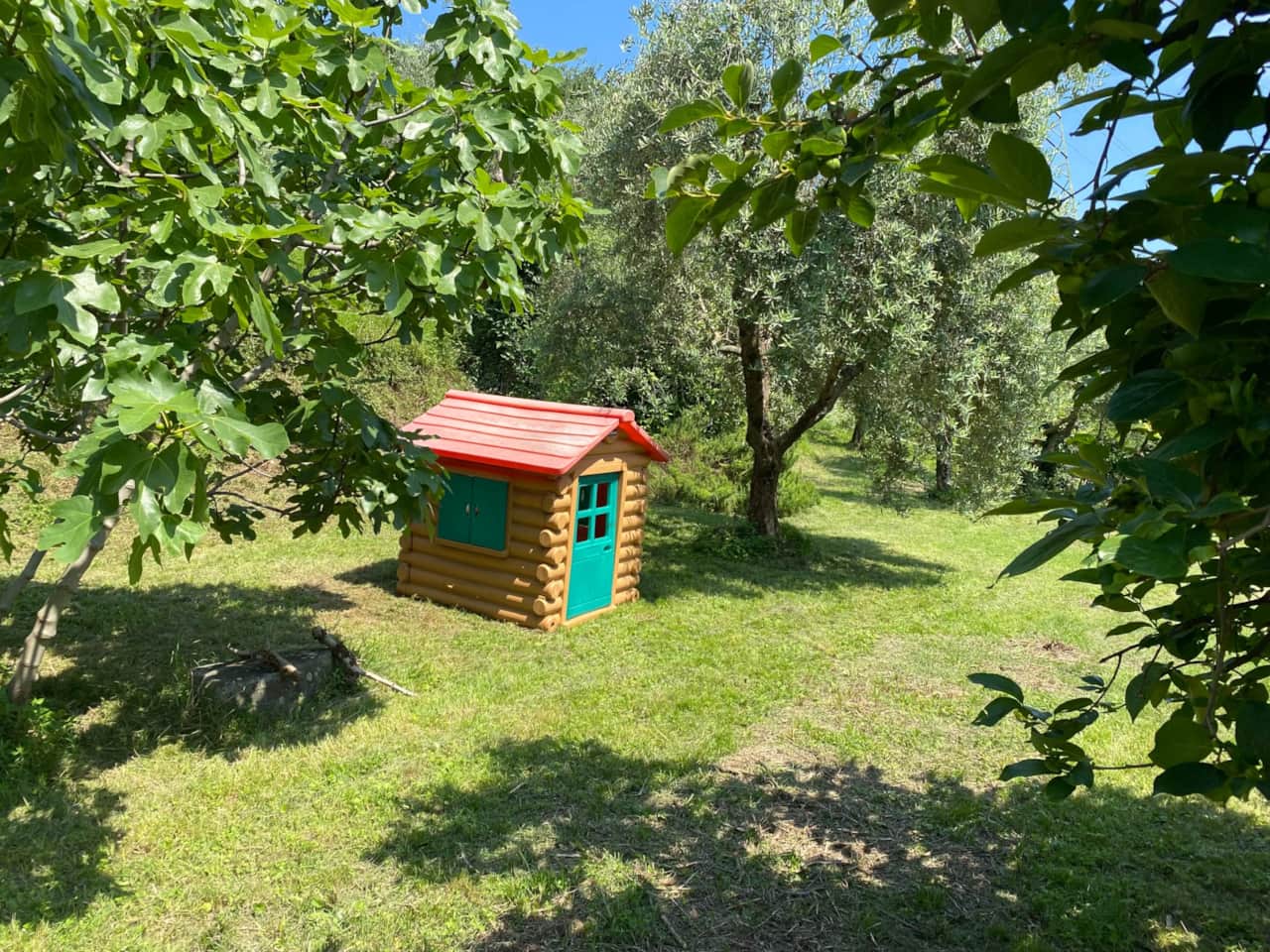 House B private garden