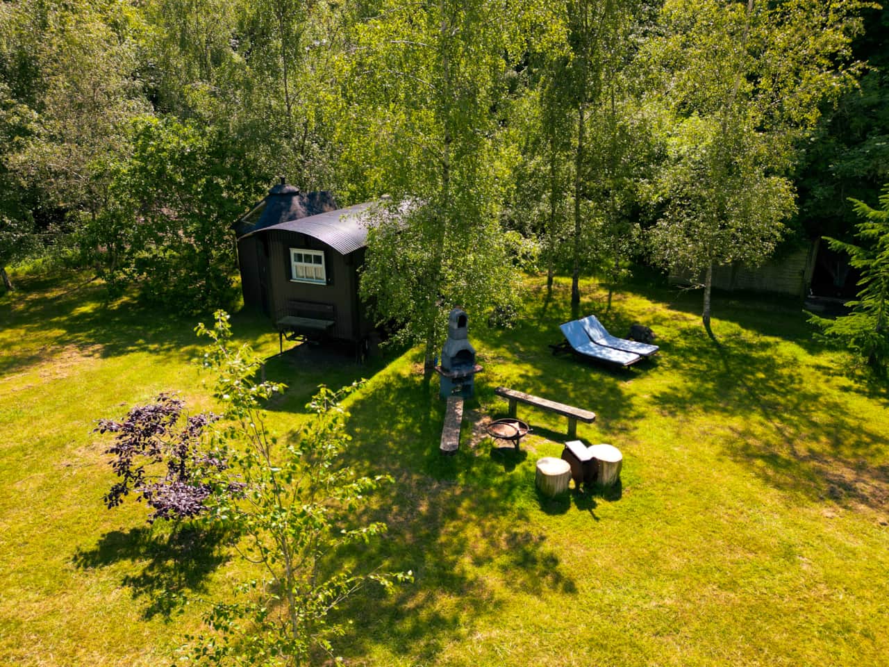 Sheep retreat - glamping holidays near london
