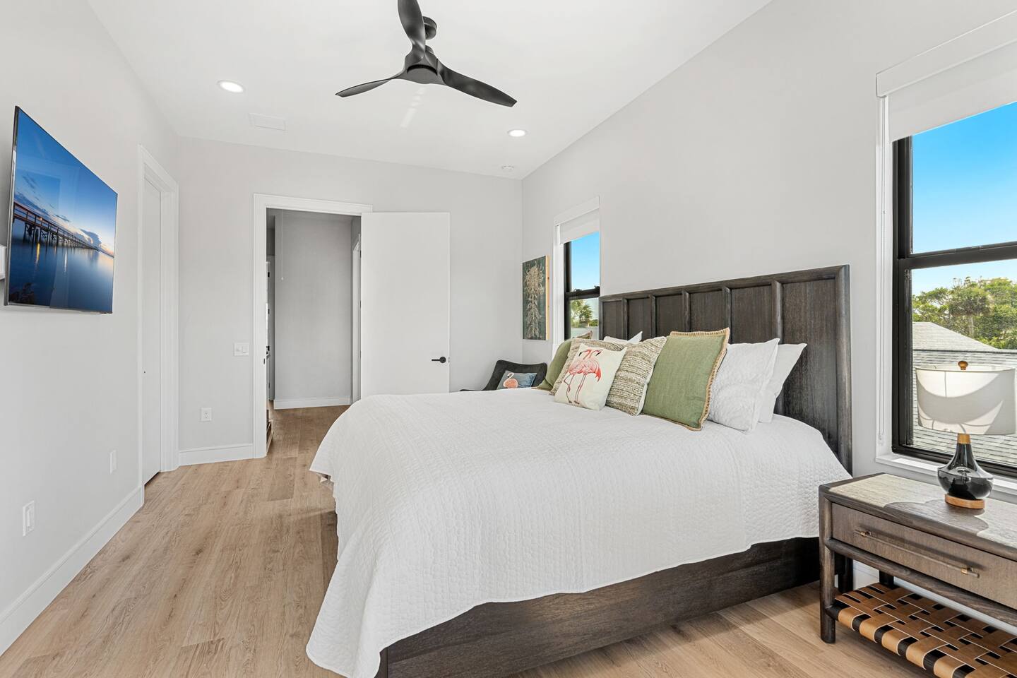 Bedroom 2 features a king size bed and a TV, perfect to watch your favorite shows.