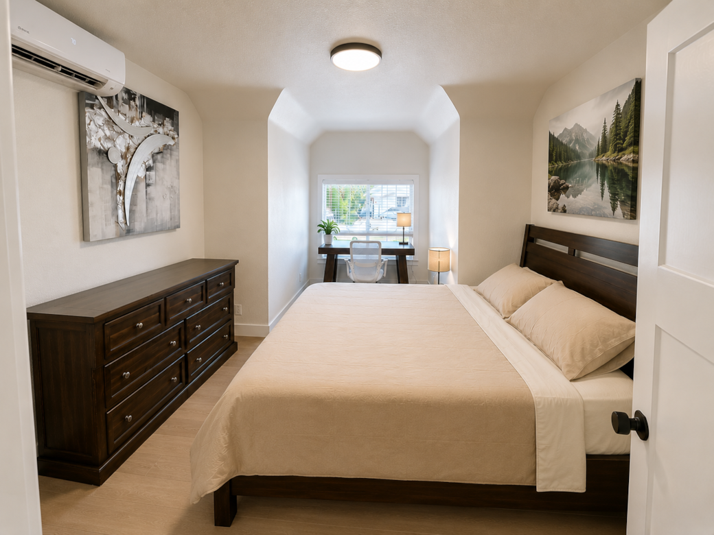 Bedroom King bed Bedroom King bed