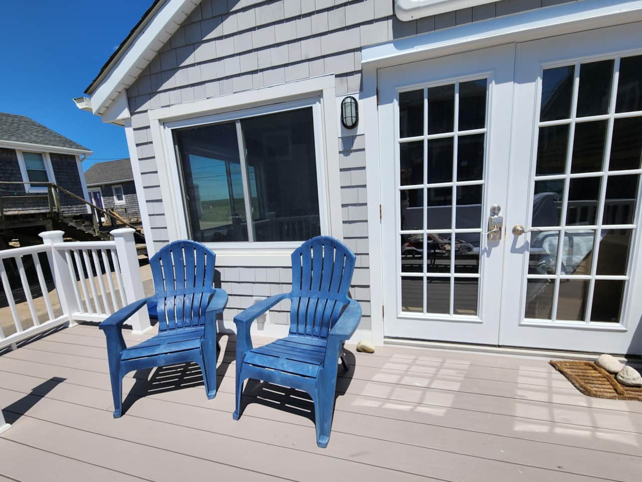 Personal porch