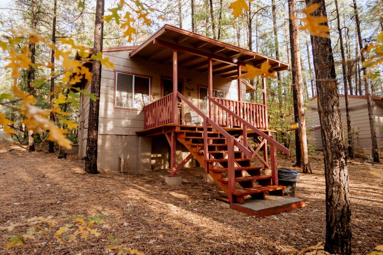 10 19 24NorthwoodResort Cabin#9 2