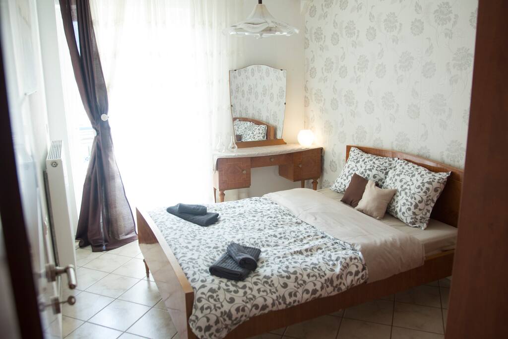 Luxury City Center Apartment