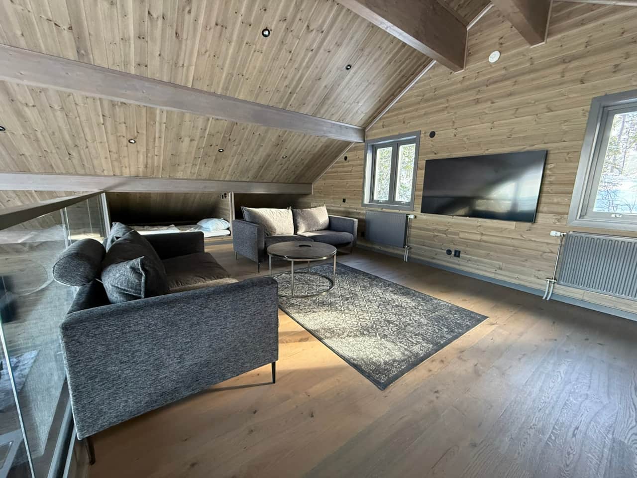 Loft/vardagsrum 1