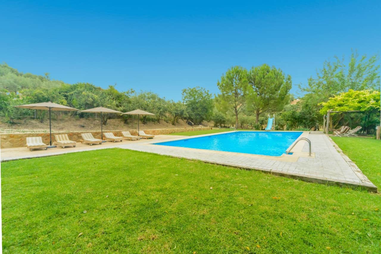 Vista general de la piscina