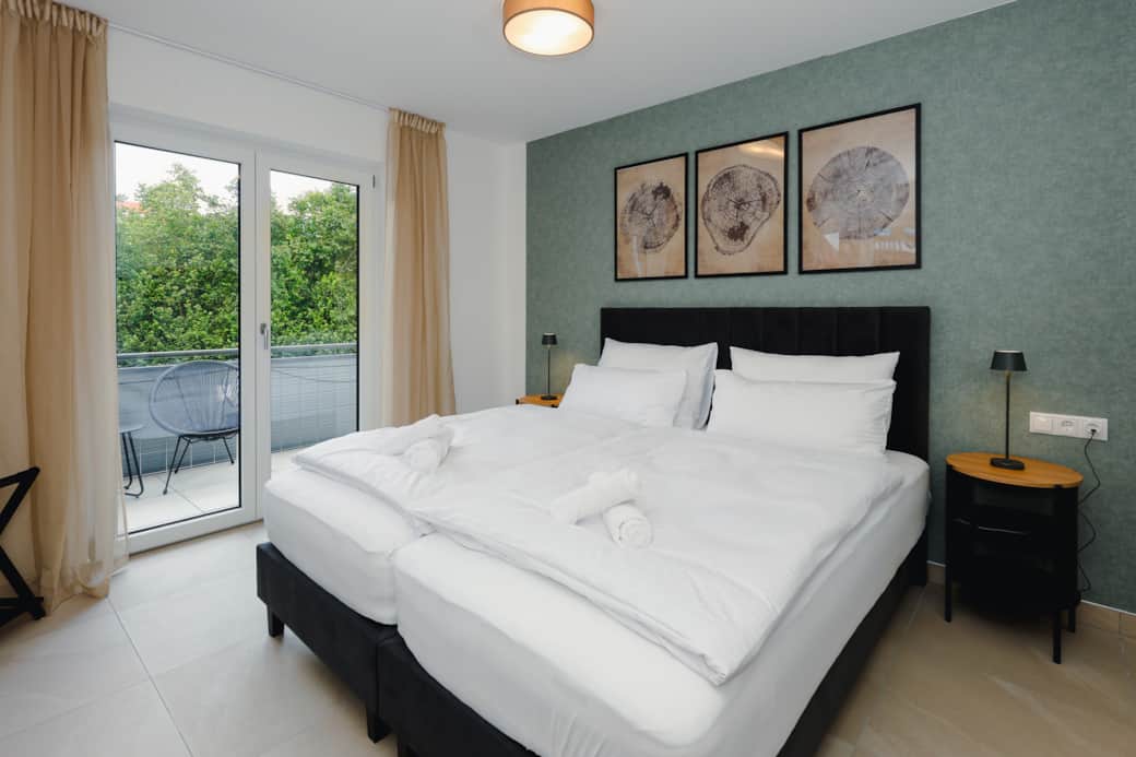 Schlafzimmer + balkon