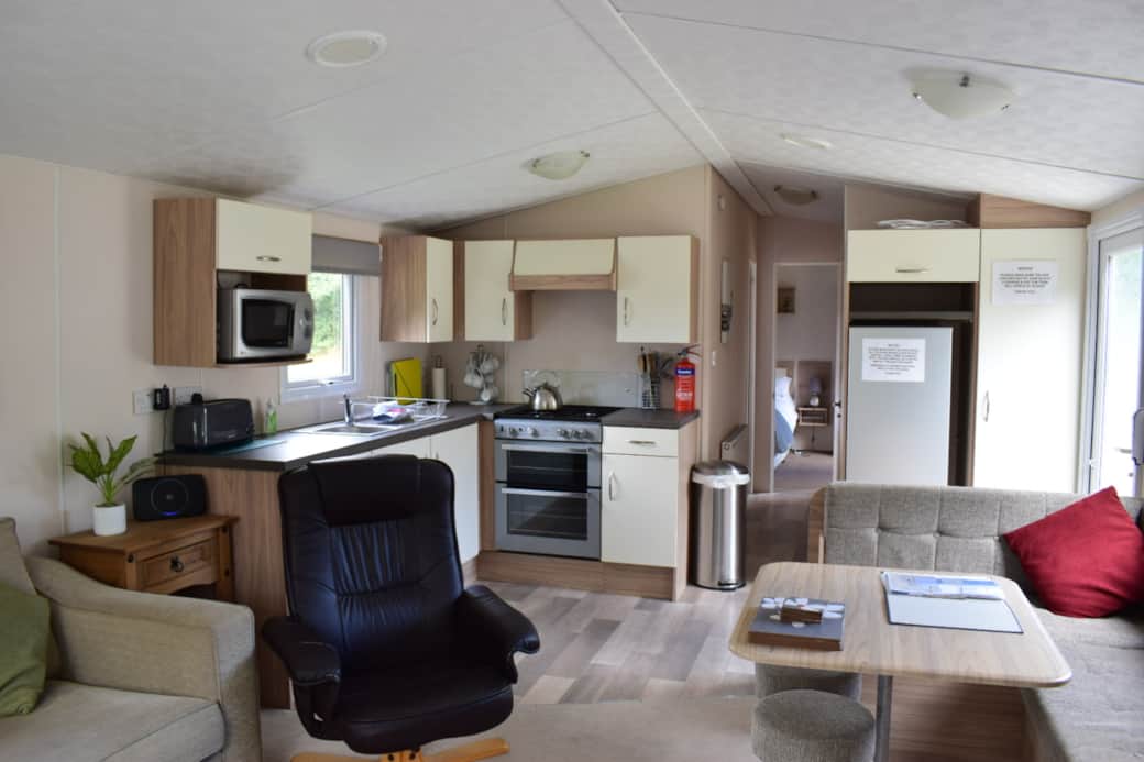 Percy Wood PR 13 Lovely Private Hot Tub Mini Lodge Cabin in Swarland