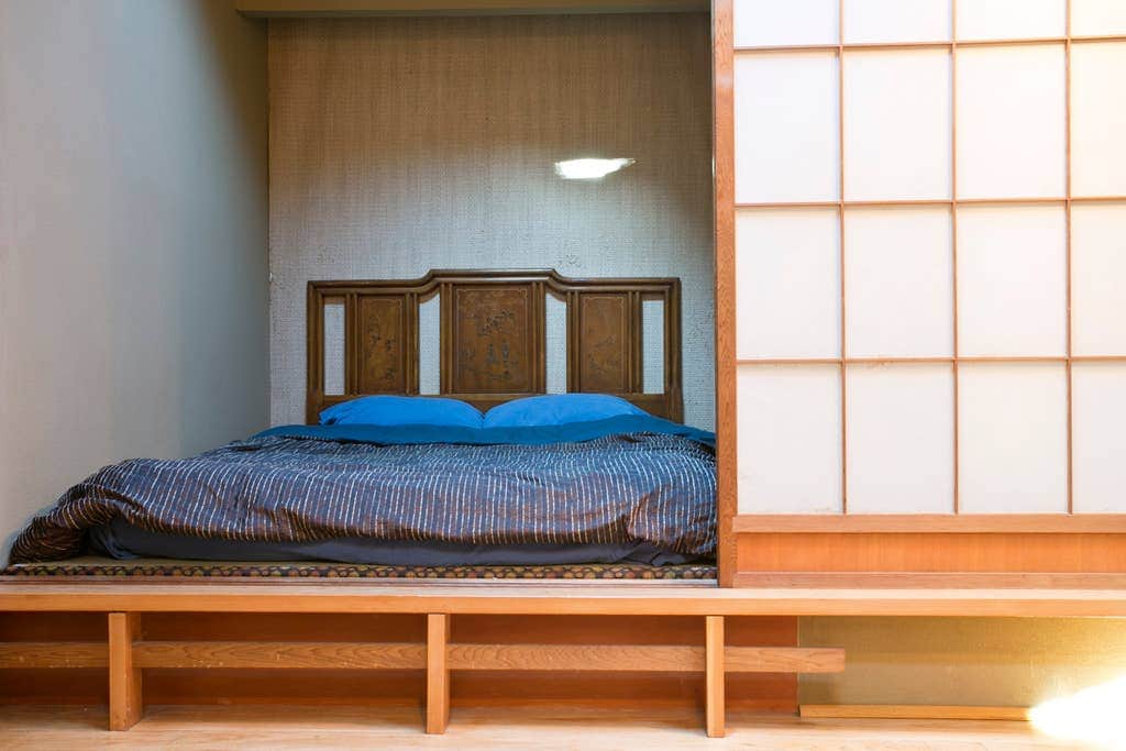 Bed area