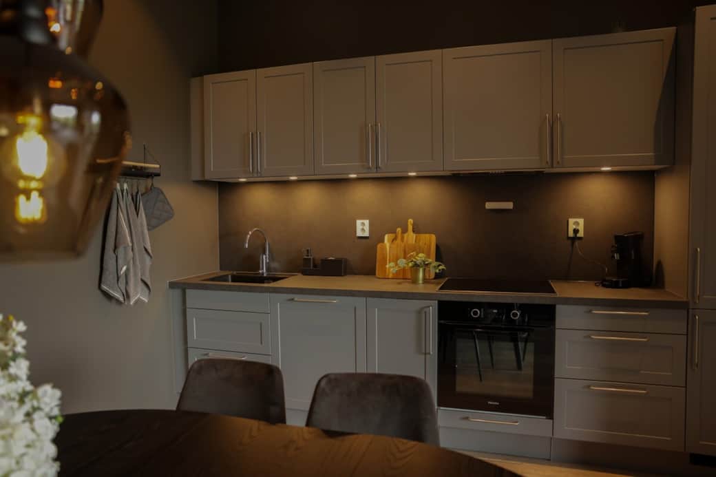 Godt utstyrt kjøkken - stort nok for de flestes behov.