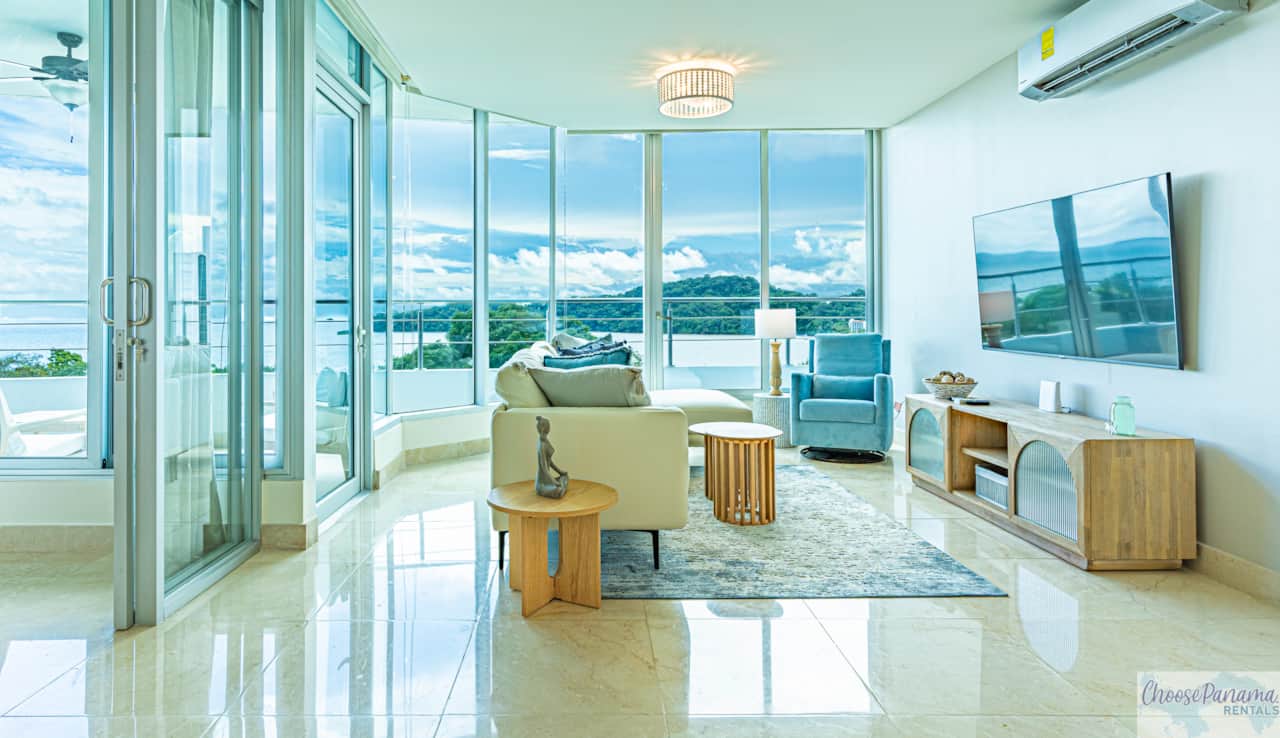 CB6D-Living Area