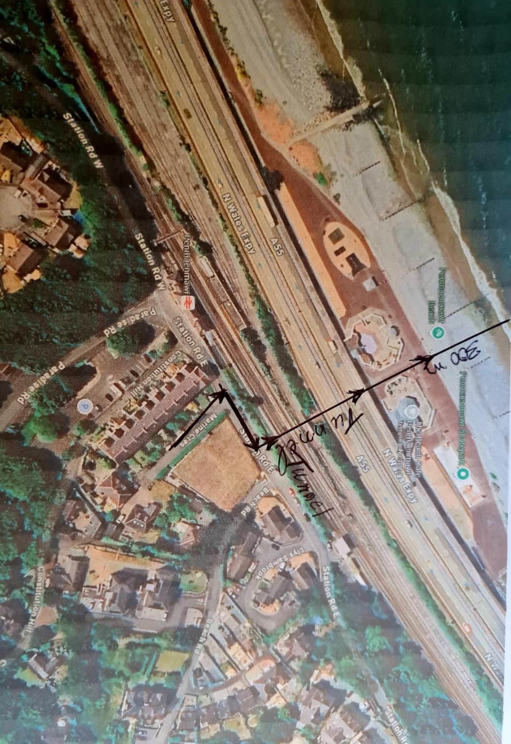 Beach 300m via Tunnel 2 Beach 300m via Tunnel 2
