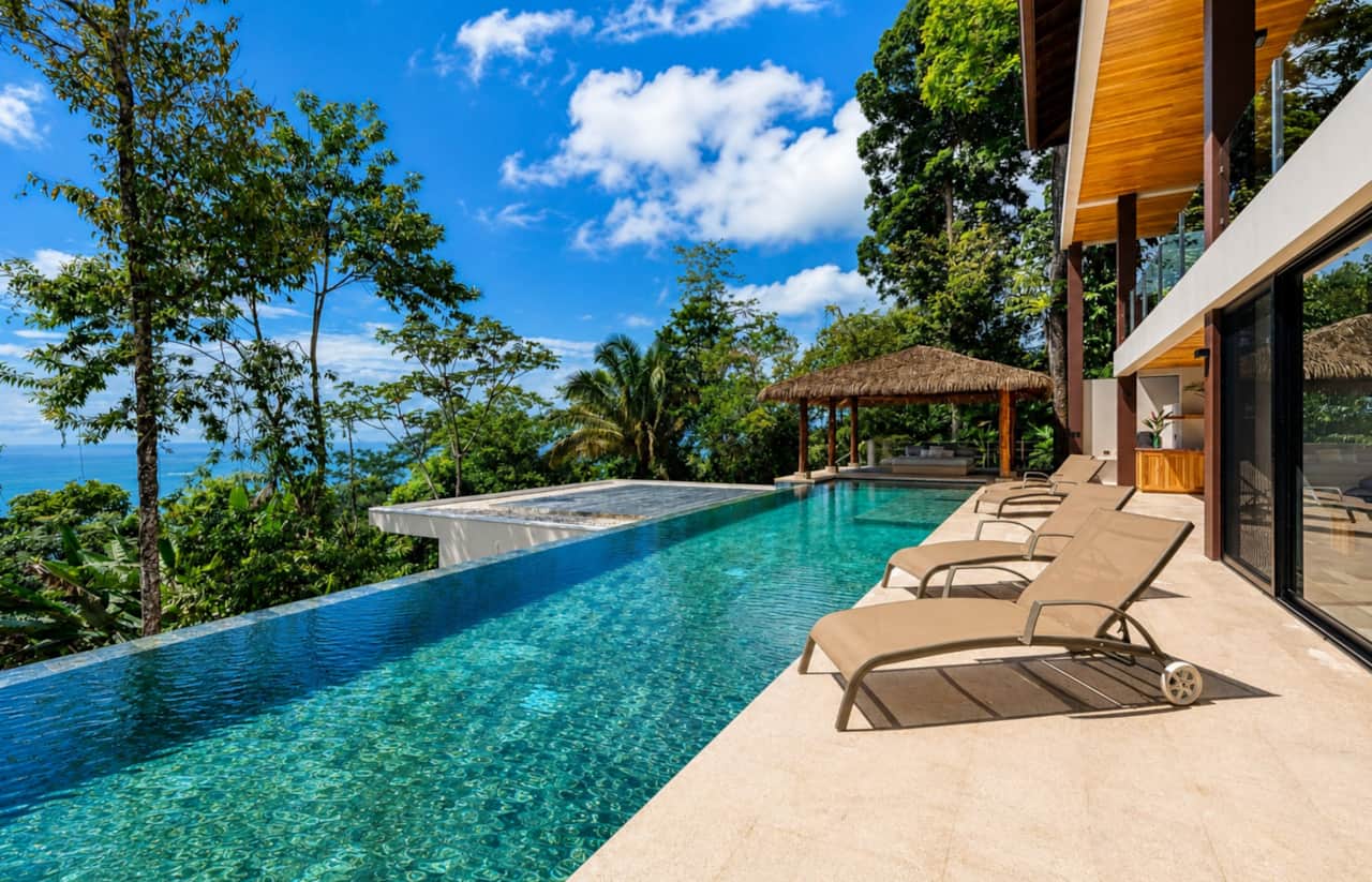 Casa de las diosas infinity pool pacific ocean view