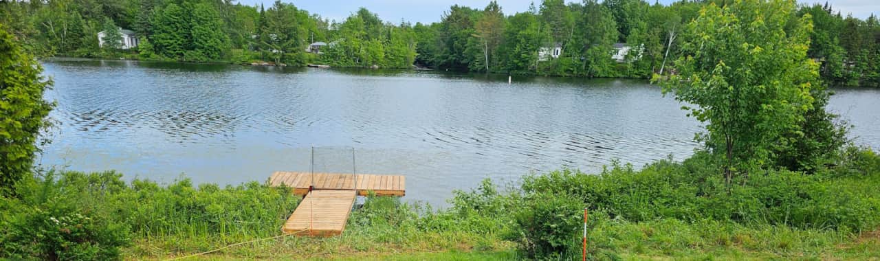 Accès au lac