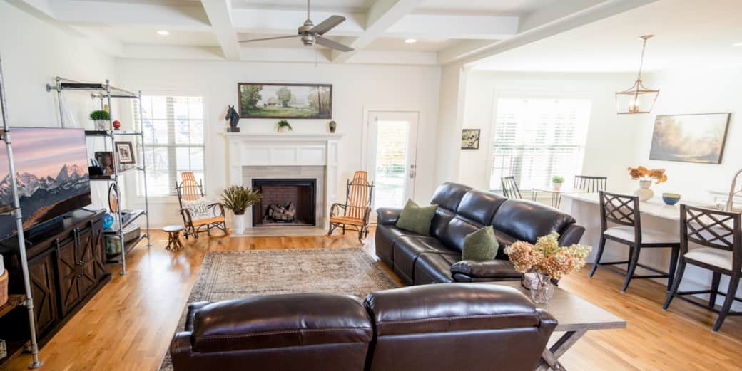 Every seat has a great view of the TV and so easy to socialize and enjoy the fire in the fireplace. 